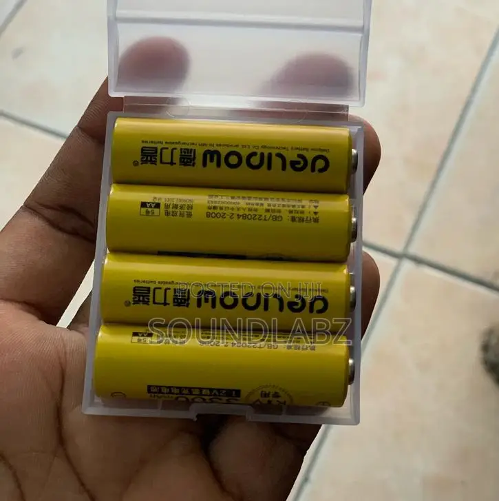 4× 3400mah 18650 3.7v Li-ion Rechargeable Batteries And Case
