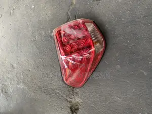 Infiniti Qx56 Tail Light