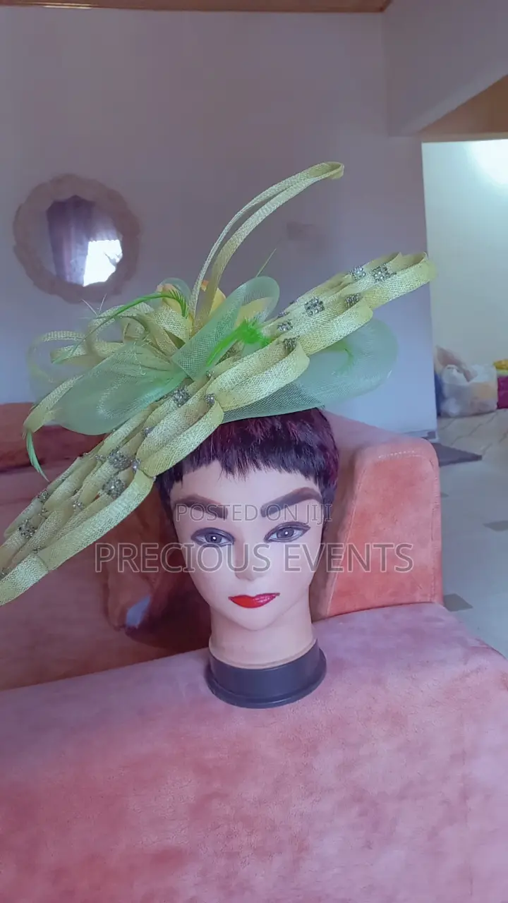 Gold N Lemon Fascinators