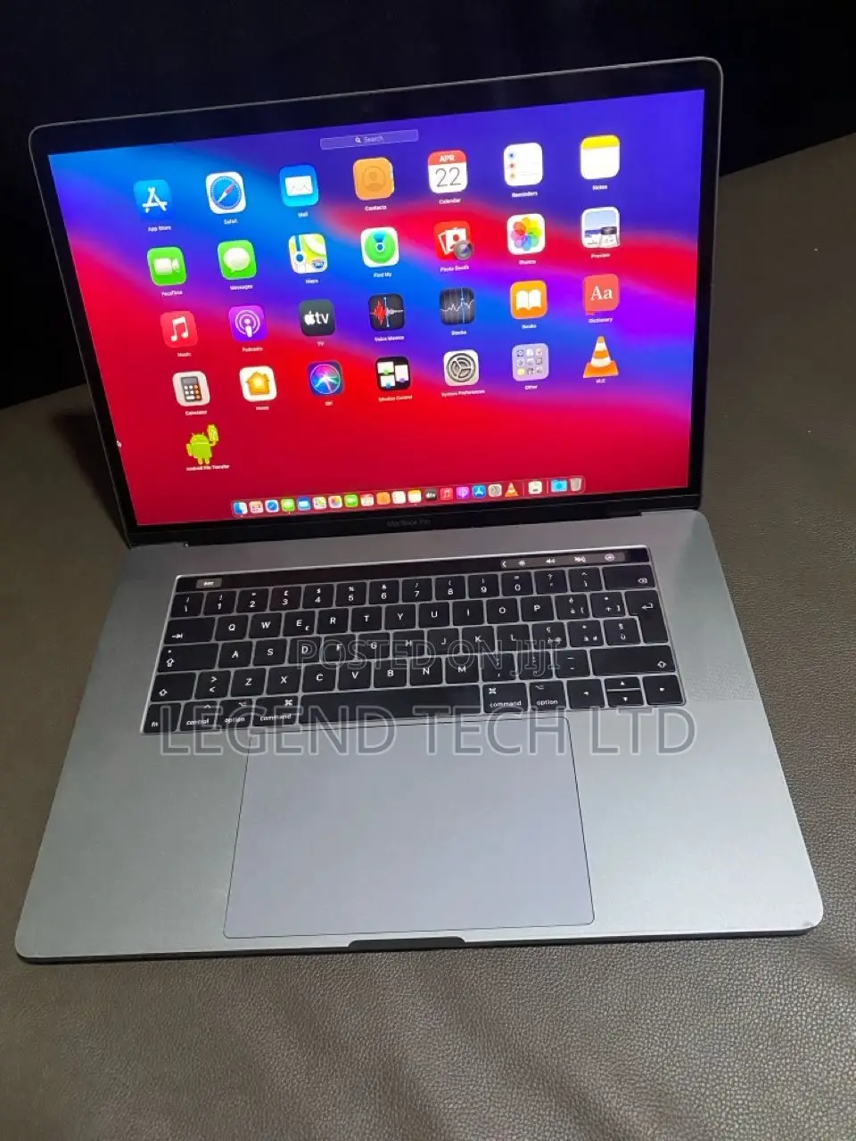Laptop Apple MacBook Pro 2017 16GB Intel Core I7 SSD 1T