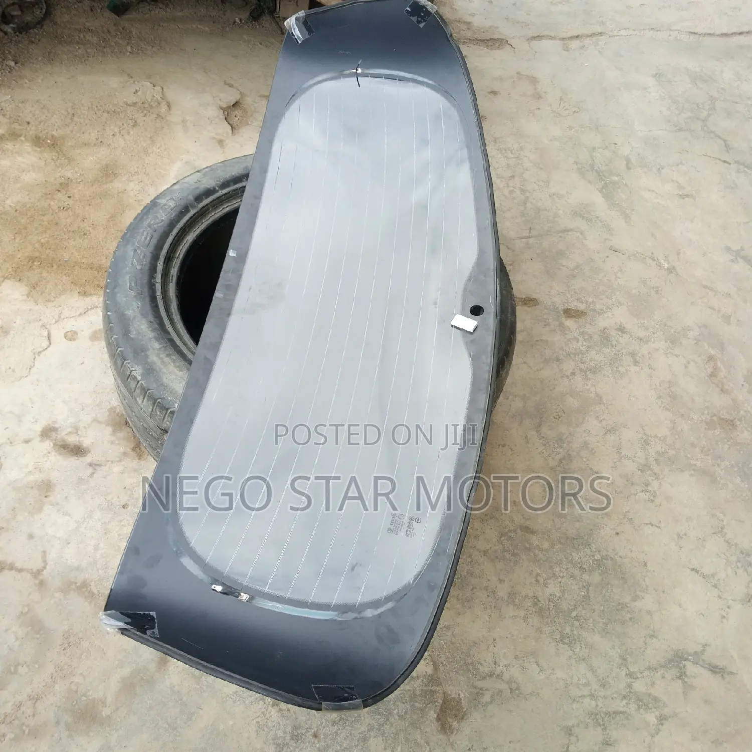 Kia Sorento 2017 Back Glass Tinted