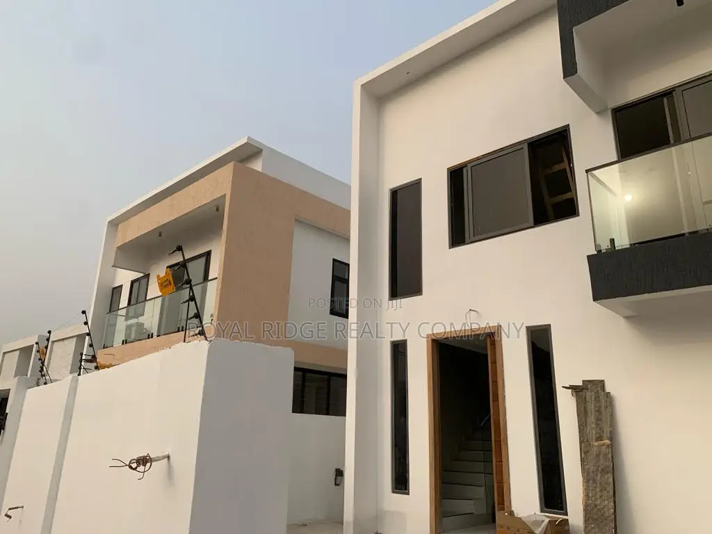 3bdrm Townhouse/Terrace in Manet Near East, Accra Metropolitan