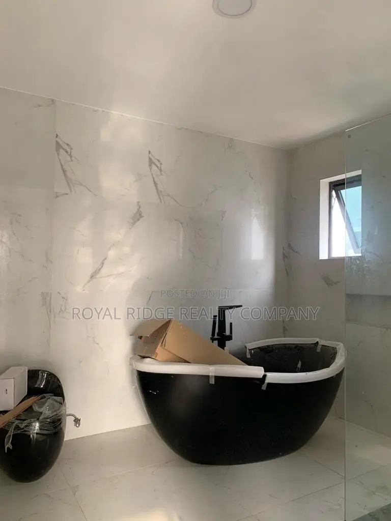 3bdrm Townhouse/Terrace in Manet Near East, Accra Metropolitan