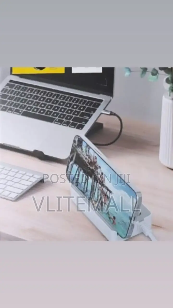 Power Socket With Phone Holder