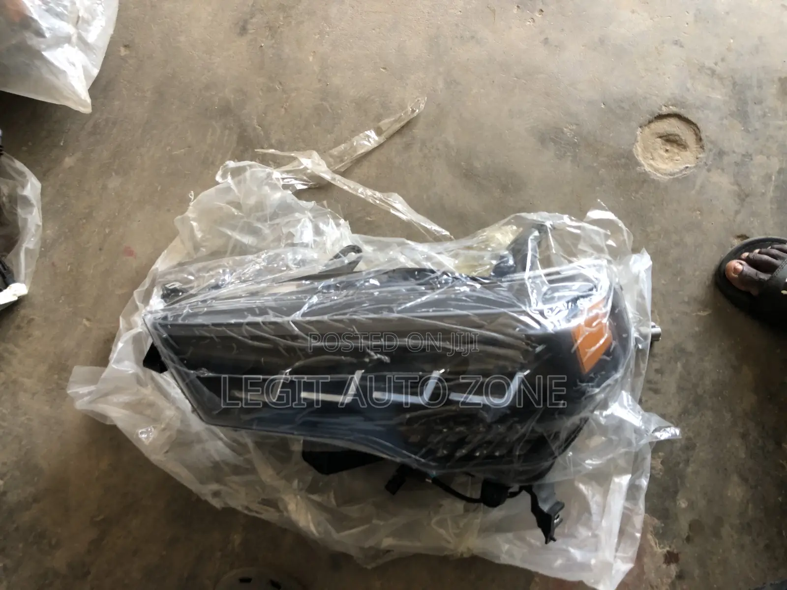 Toyota 4runner 2018-2020 Headlight