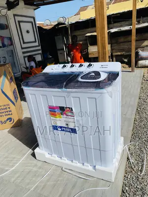 Durable Pearl 18kg Twin Tub Electric Washing Machine.