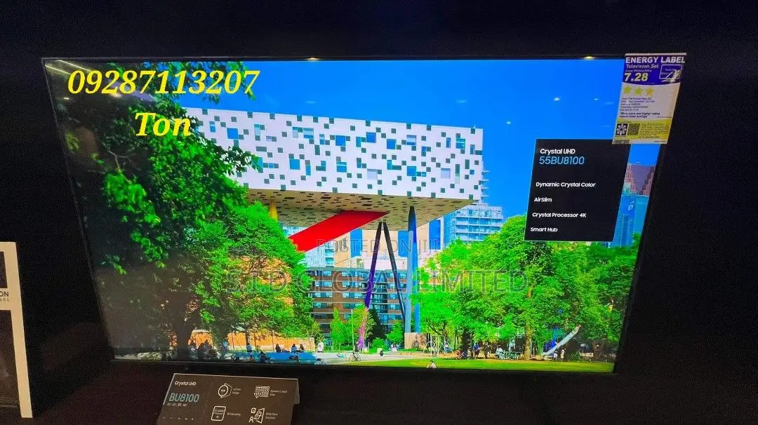 SAMSUNG 55-Inch Class Crystal UHD CU8000 Series
