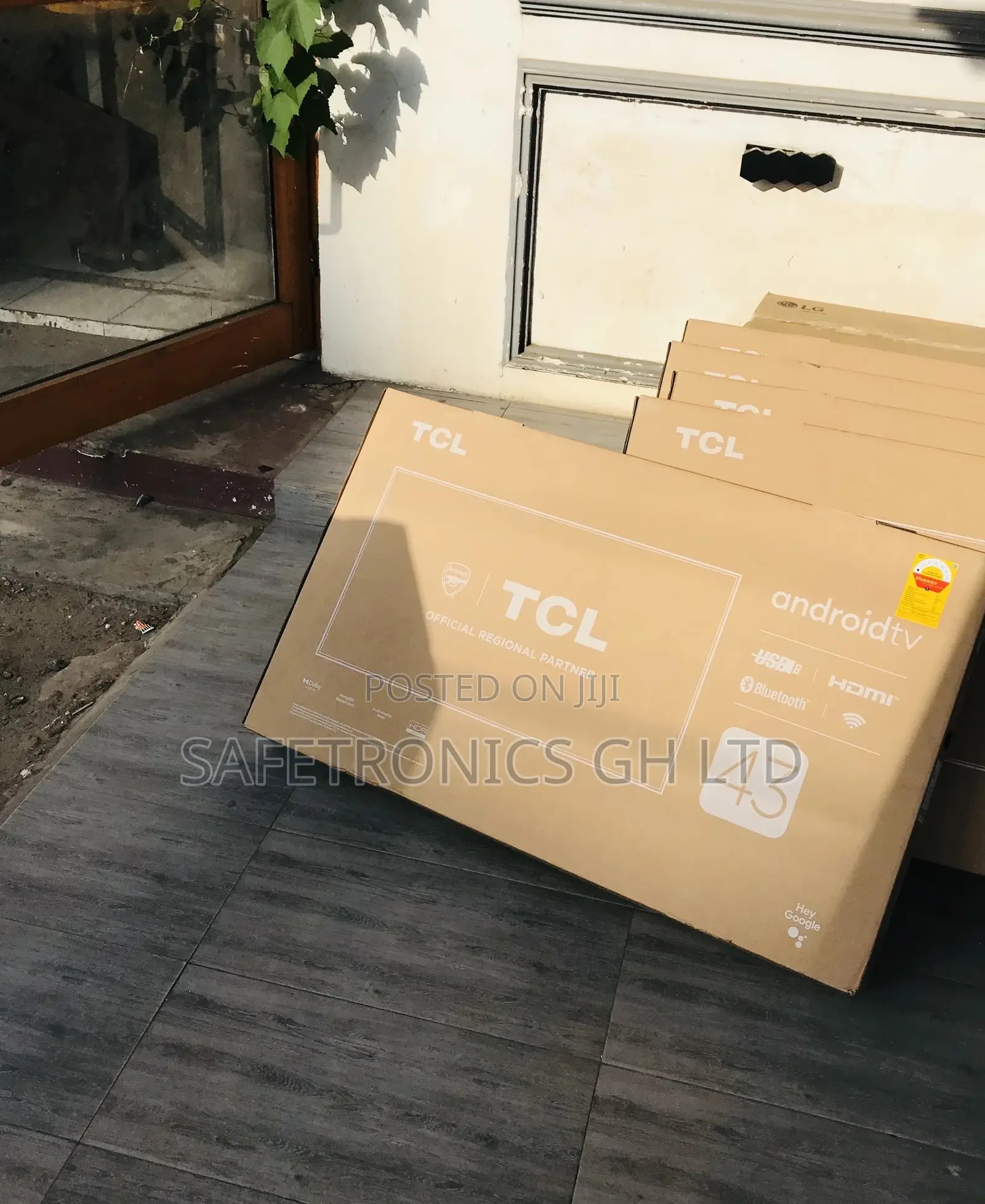 TCL Glossy HDR Led 43 Inches S5400 Smart Black Tv
