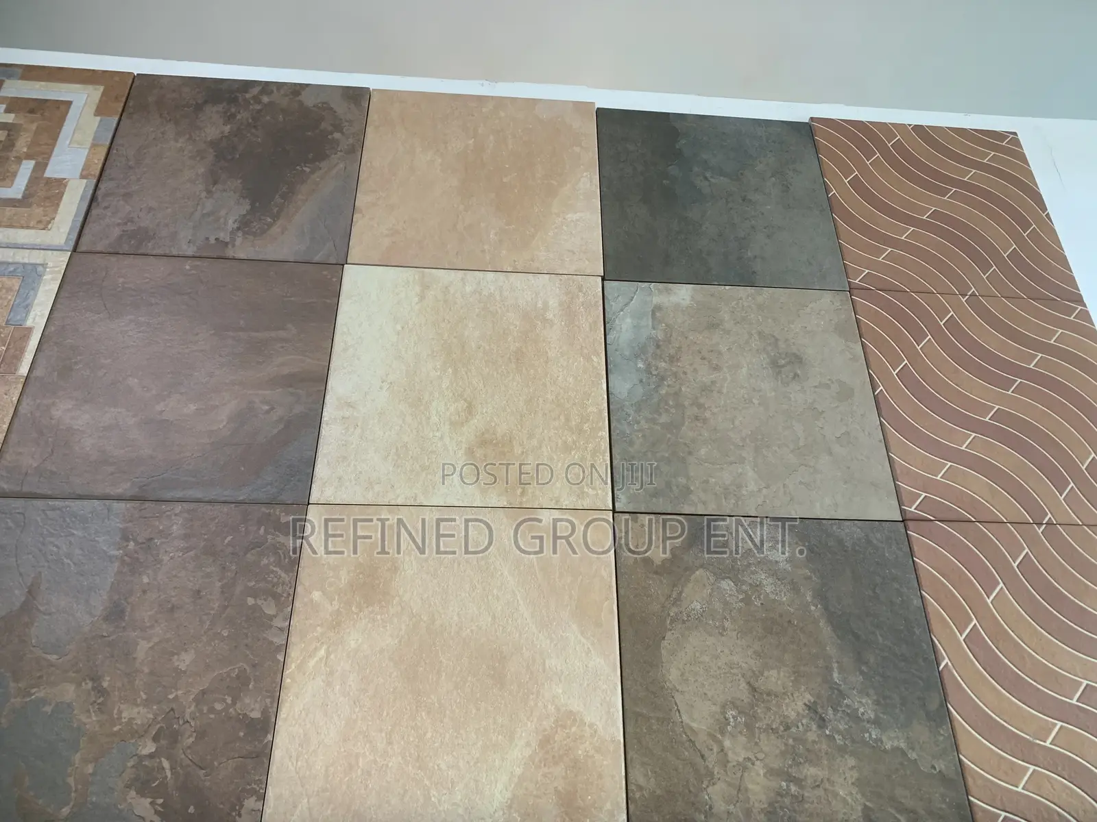 Compound Tiles. Spanish
