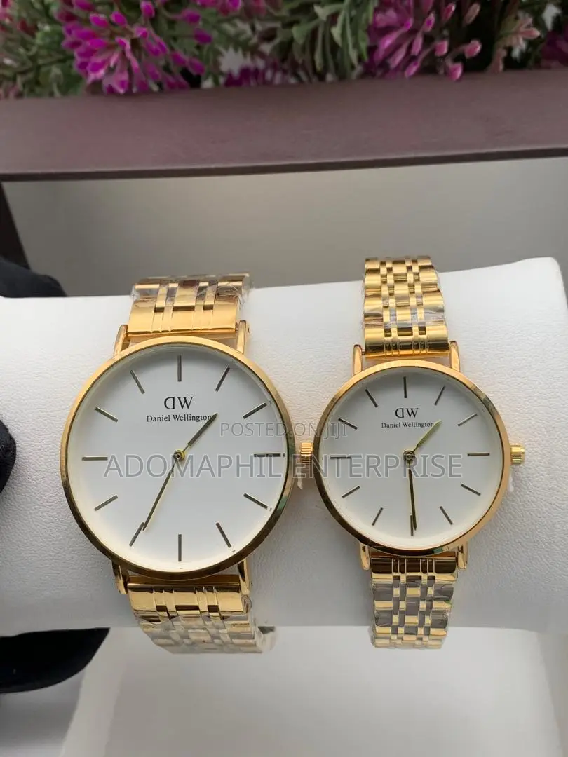 Anti-Fade Authentic Daniel Wellington Couple Watch