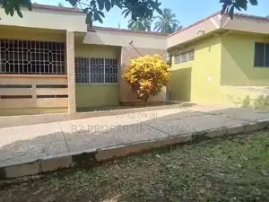 7bdrm House in B2Properties Agency, Kumasi Metropolitan for sale