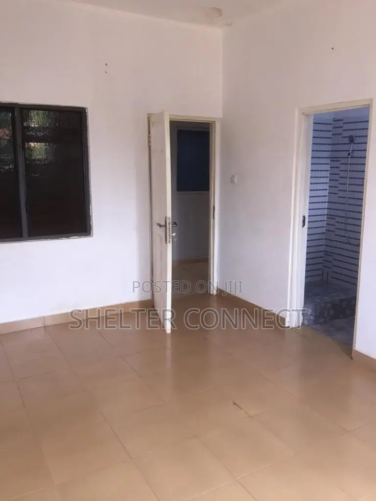 1bdrm Apartment in Adenta for rent