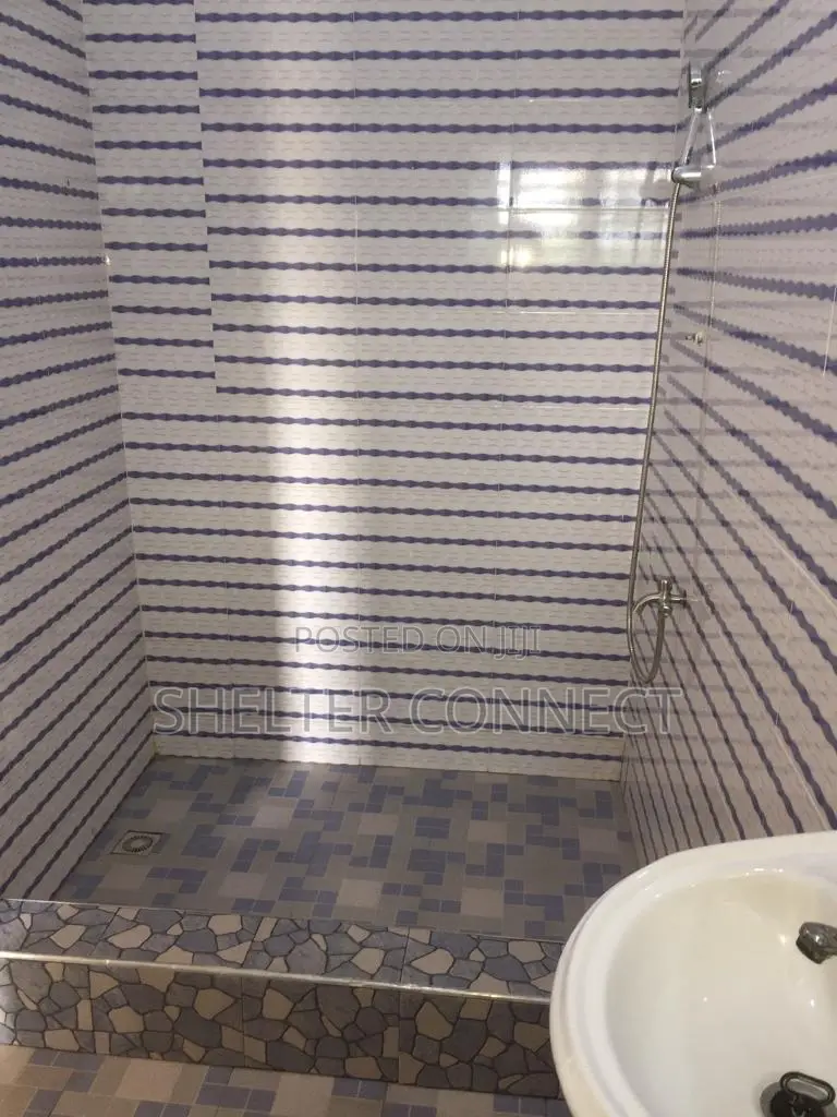 1bdrm Apartment in Adenta for rent