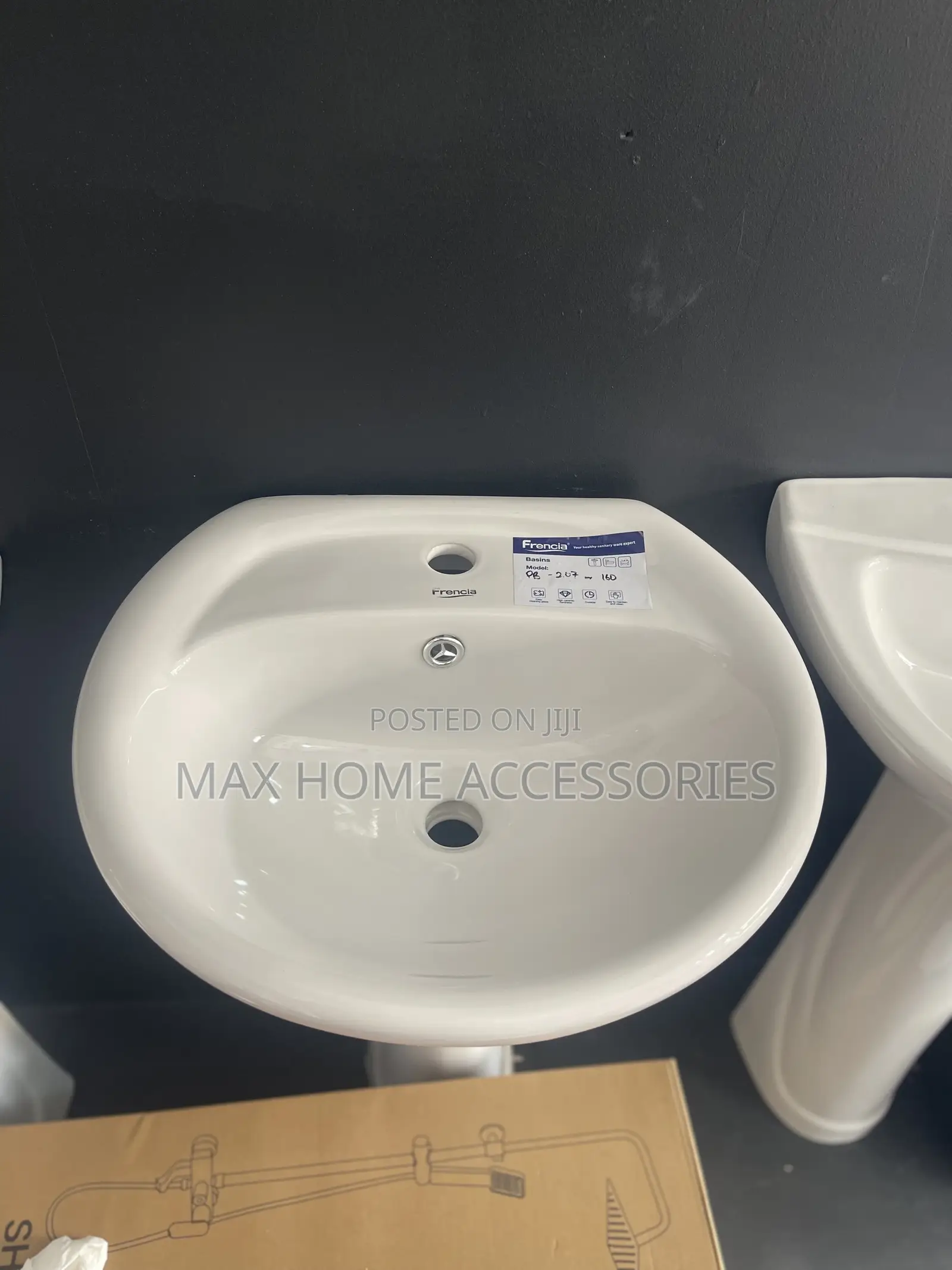 Round Basin