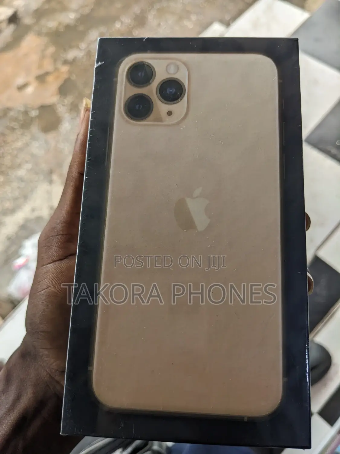 New Apple iPhone 11 Pro 64 GB Gold