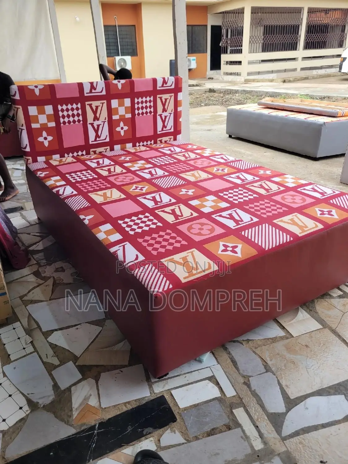 Inbuilt Double Bed