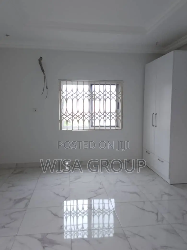 5bdrm Duplex in Wisa Groups, Accra Metropolitan for rent