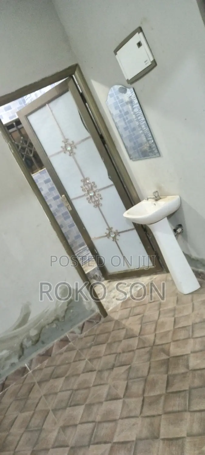 2bdrm Apartment in Dr Roko, Ofankor for rent