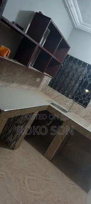 2bdrm Apartment in Dr Roko, Ofankor for rent