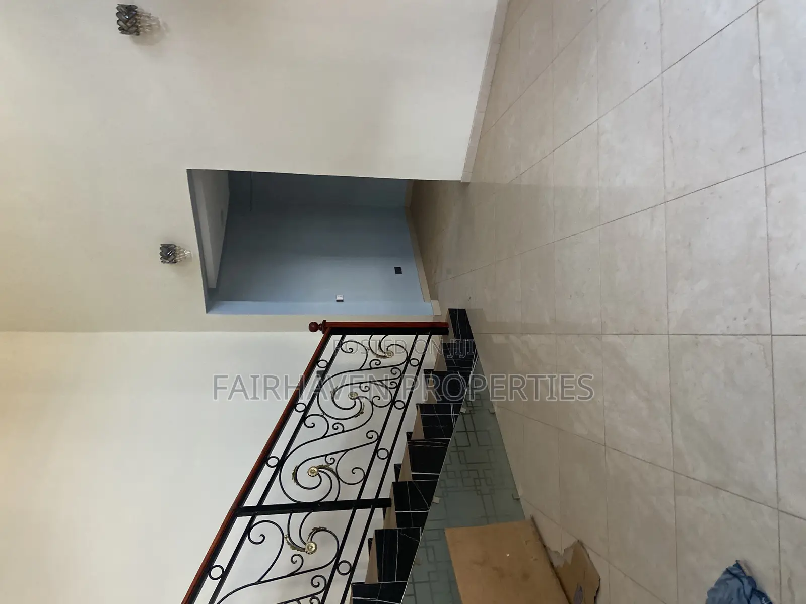 3bdrm House in East Airport, Mahama for rent