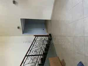 3bdrm House in East Airport, Mahama for rent