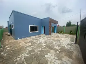3bdrm Mansion in Executive Newly, Tema Metropolitan for rent