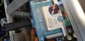 Sophisticlean Lint Roller With 2 Refills
(240 Pre-Cut)