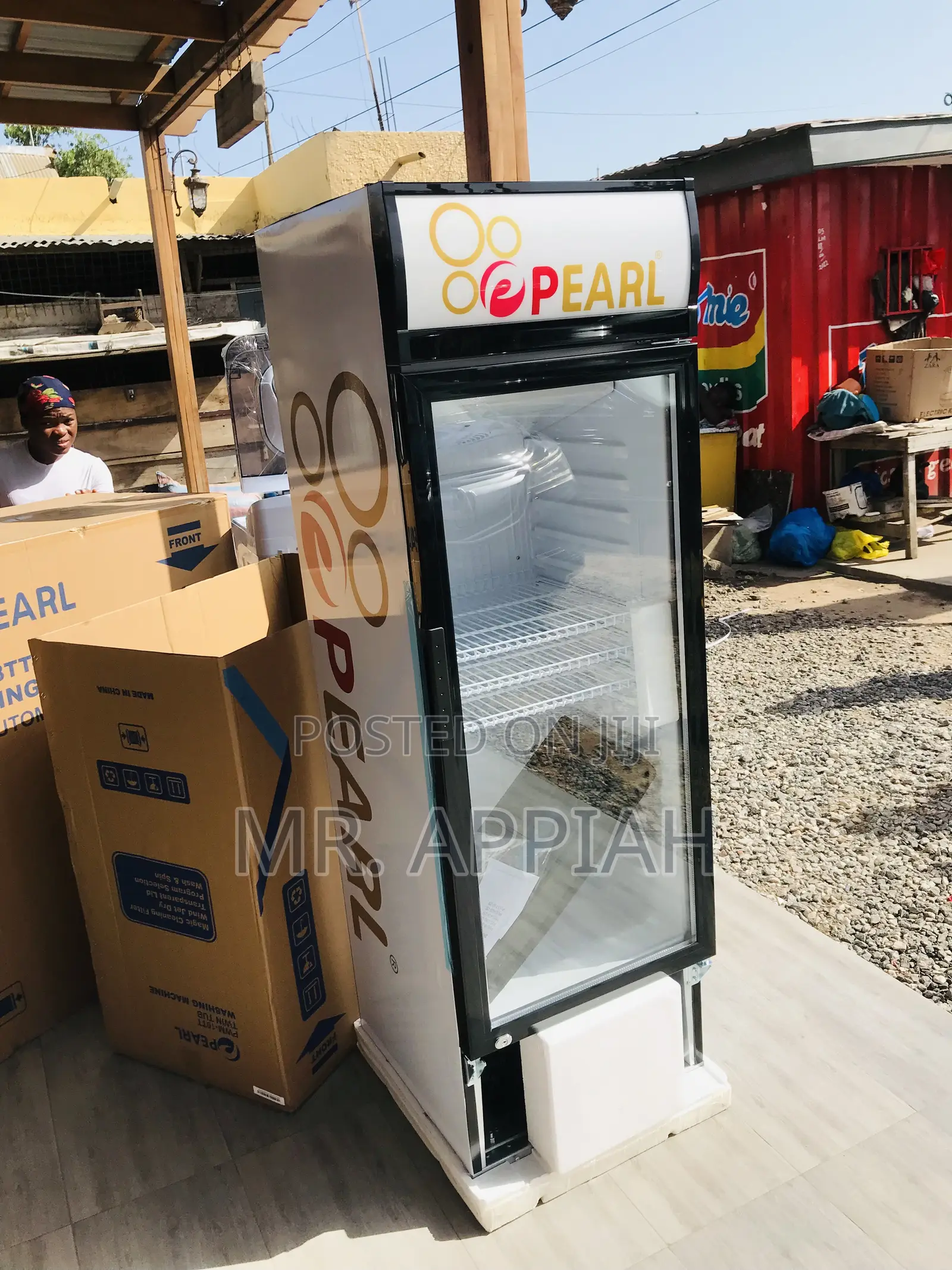 Brand New Pearl PVC 316-2b 1 Door Electric Beverage Cooler