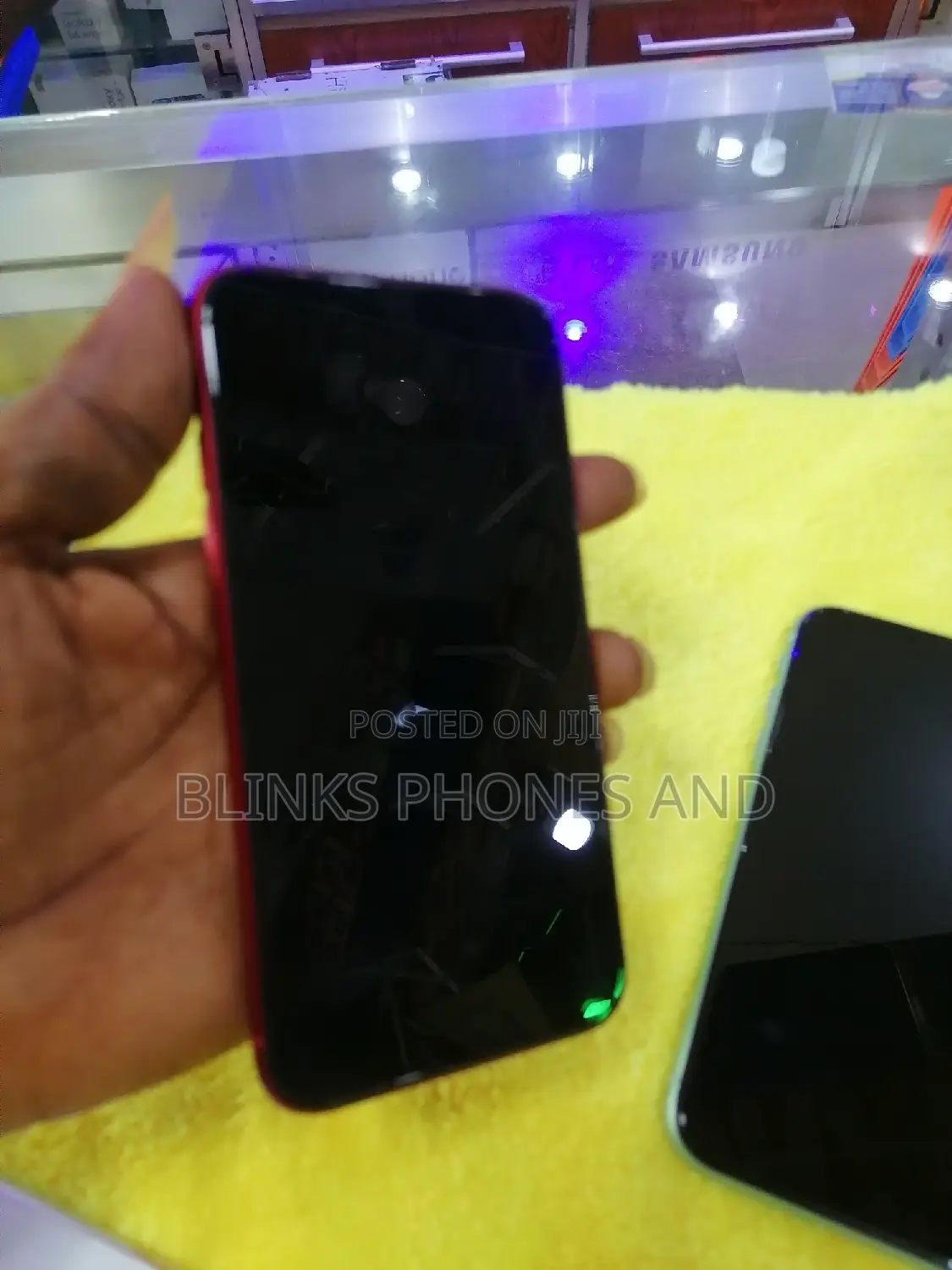 Apple iPhone 11 128 GB Red