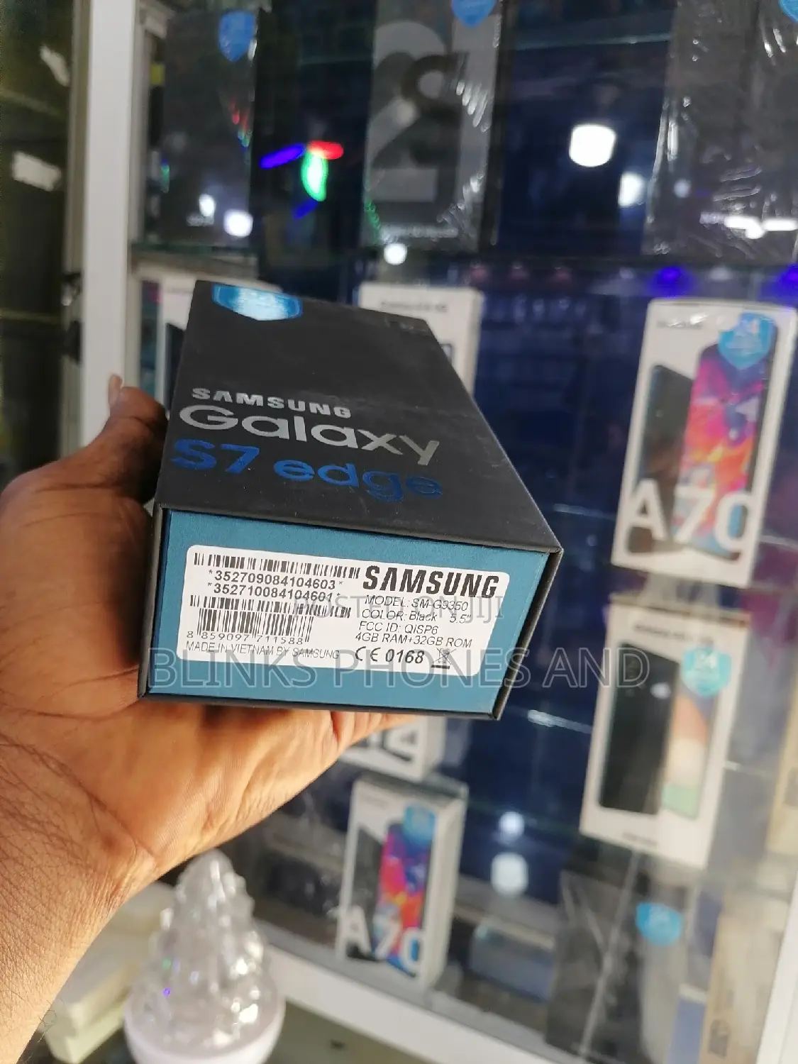 New Samsung Galaxy S7 edge 32 GB Black