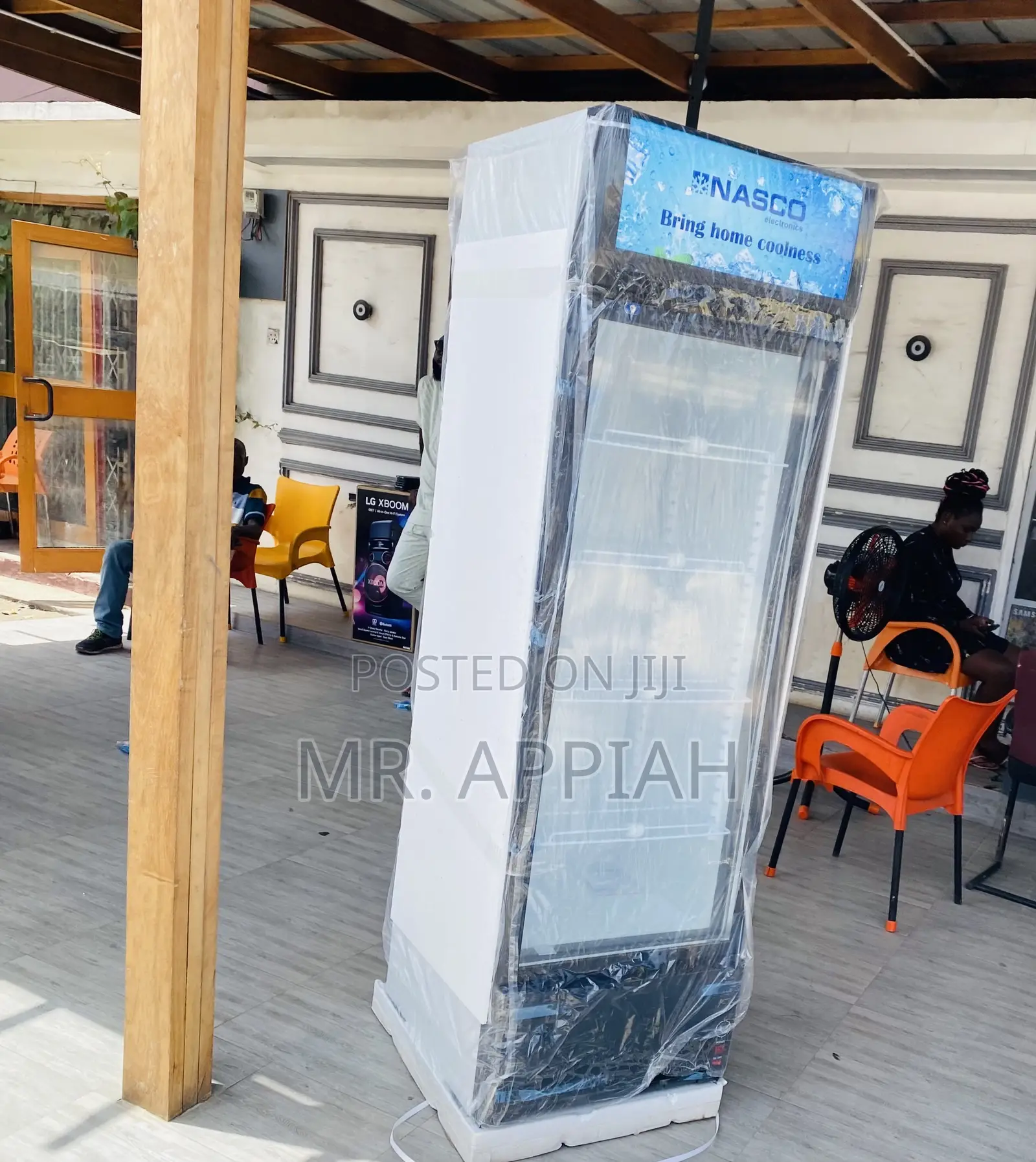 Durable and Affordable Nasco Nasfl400-1dr Display Fridge.