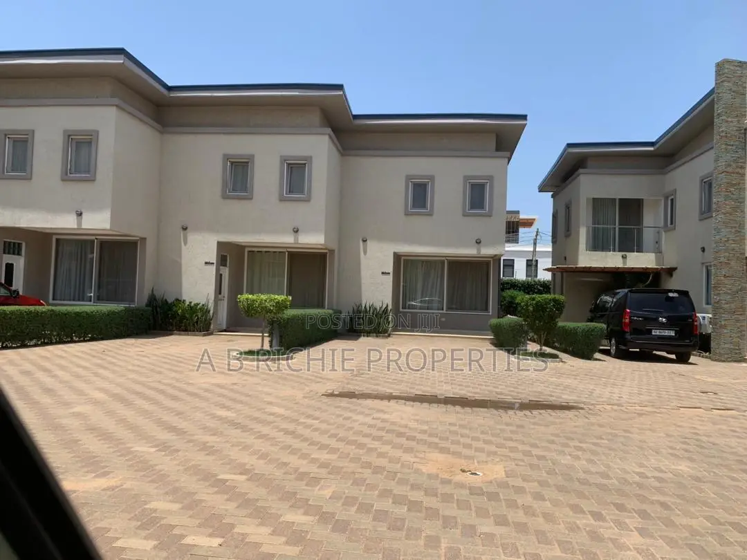 Furnished 2bdrm Townhouse / Terrace in Ab Richie Properties, Tseaddo