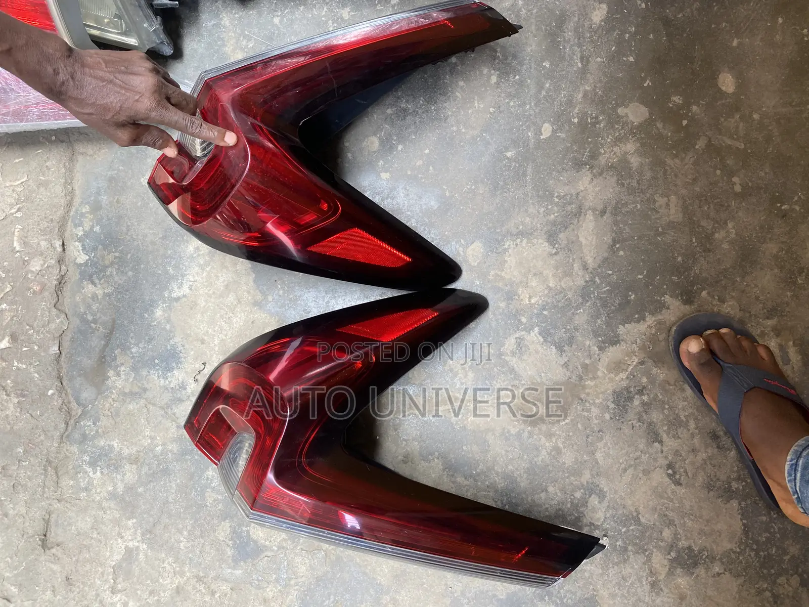 Honda CRV 2018 to 2021 Tailight Available