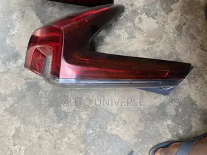 Honda CRV 2018 to 2021 Tailight Available