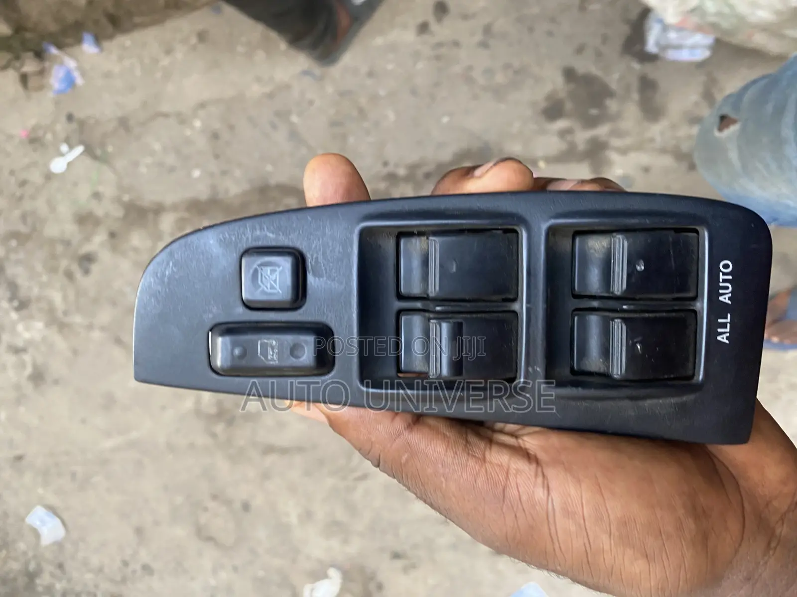 Toyota Avensis 2005 to 2008 Master Switch Available