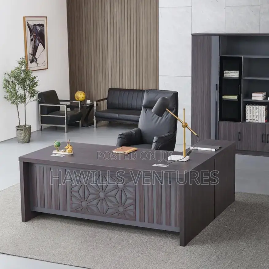 Quality Executive Table.