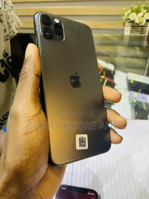 Photo - New Apple iPhone 11 Pro Max 64 GB Black
