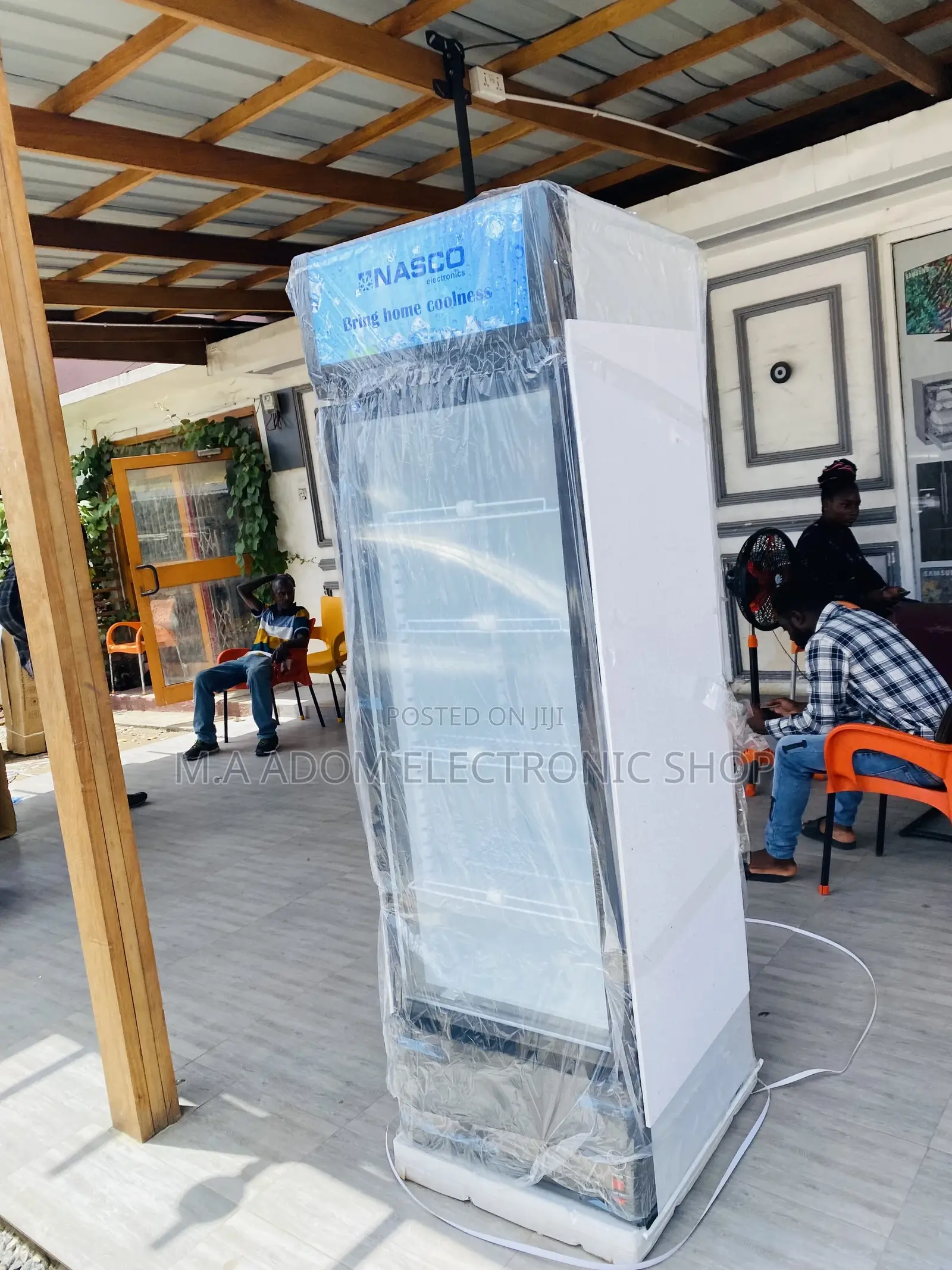 High Quality Nasco Nasfl360-1dr Single Door Display Fridge.