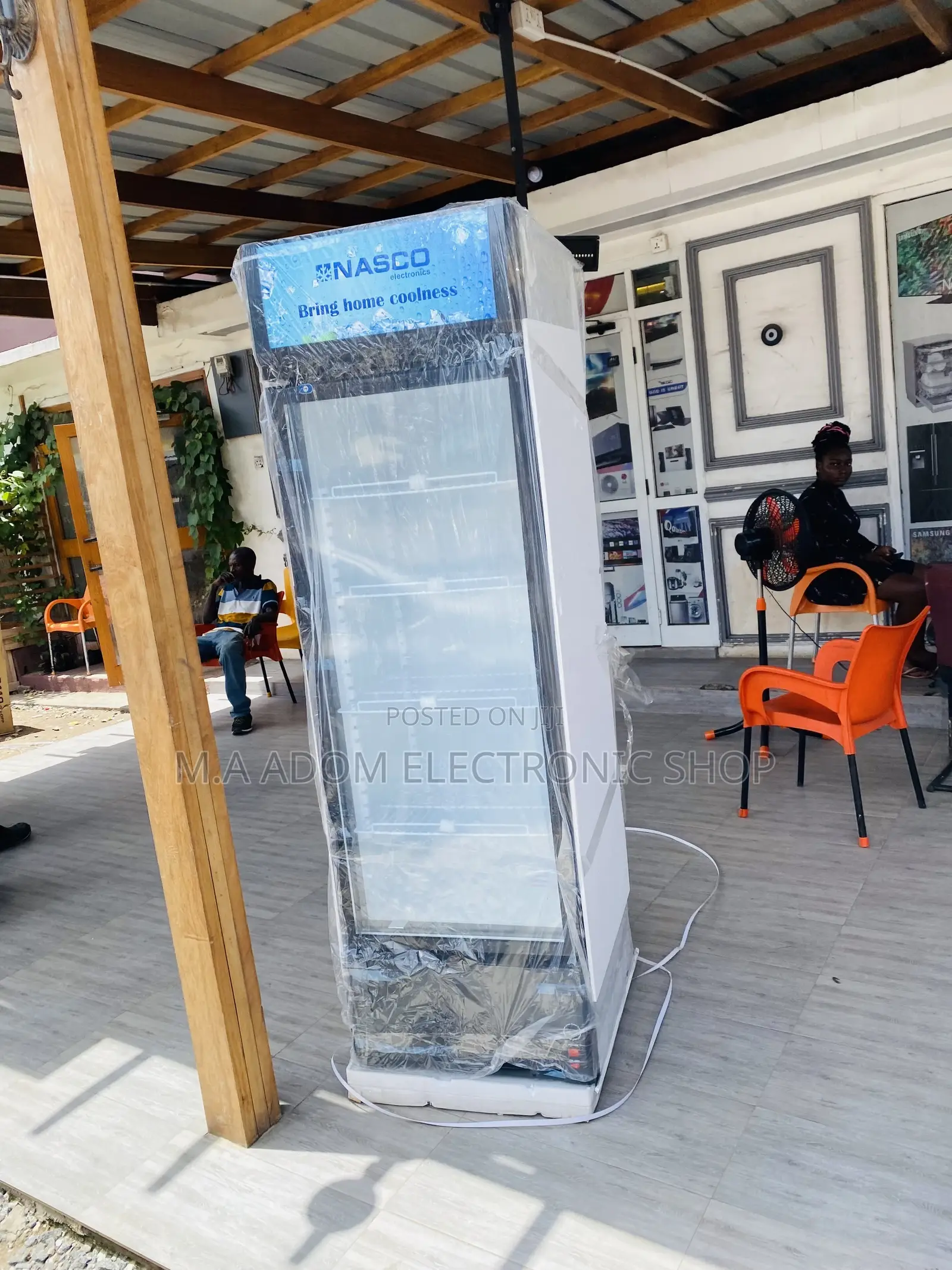 Classic Design Nasco Nasfl360-1dr 1 Door Display Fridge.