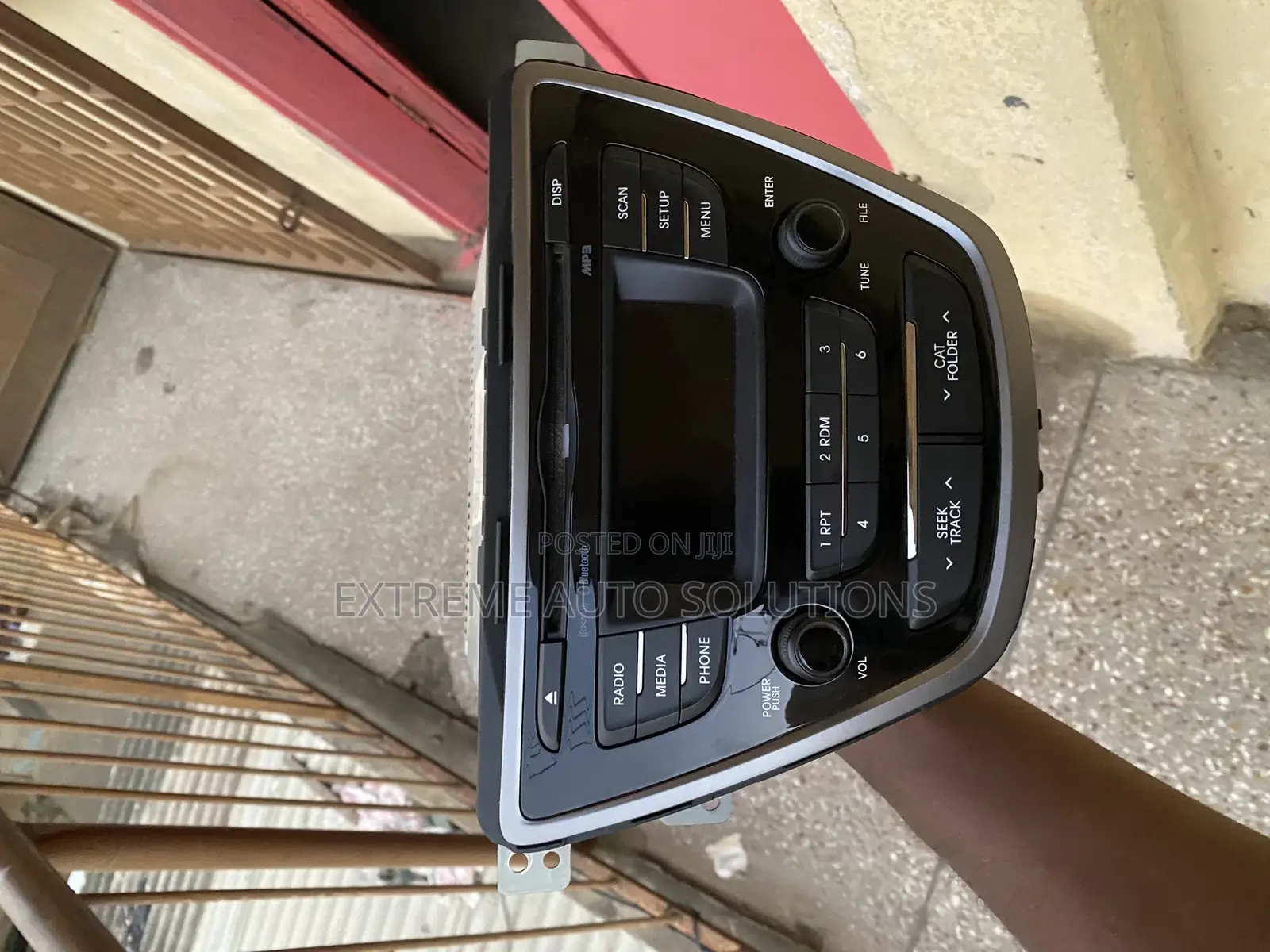 Hyundai Elantra 2012 Tape