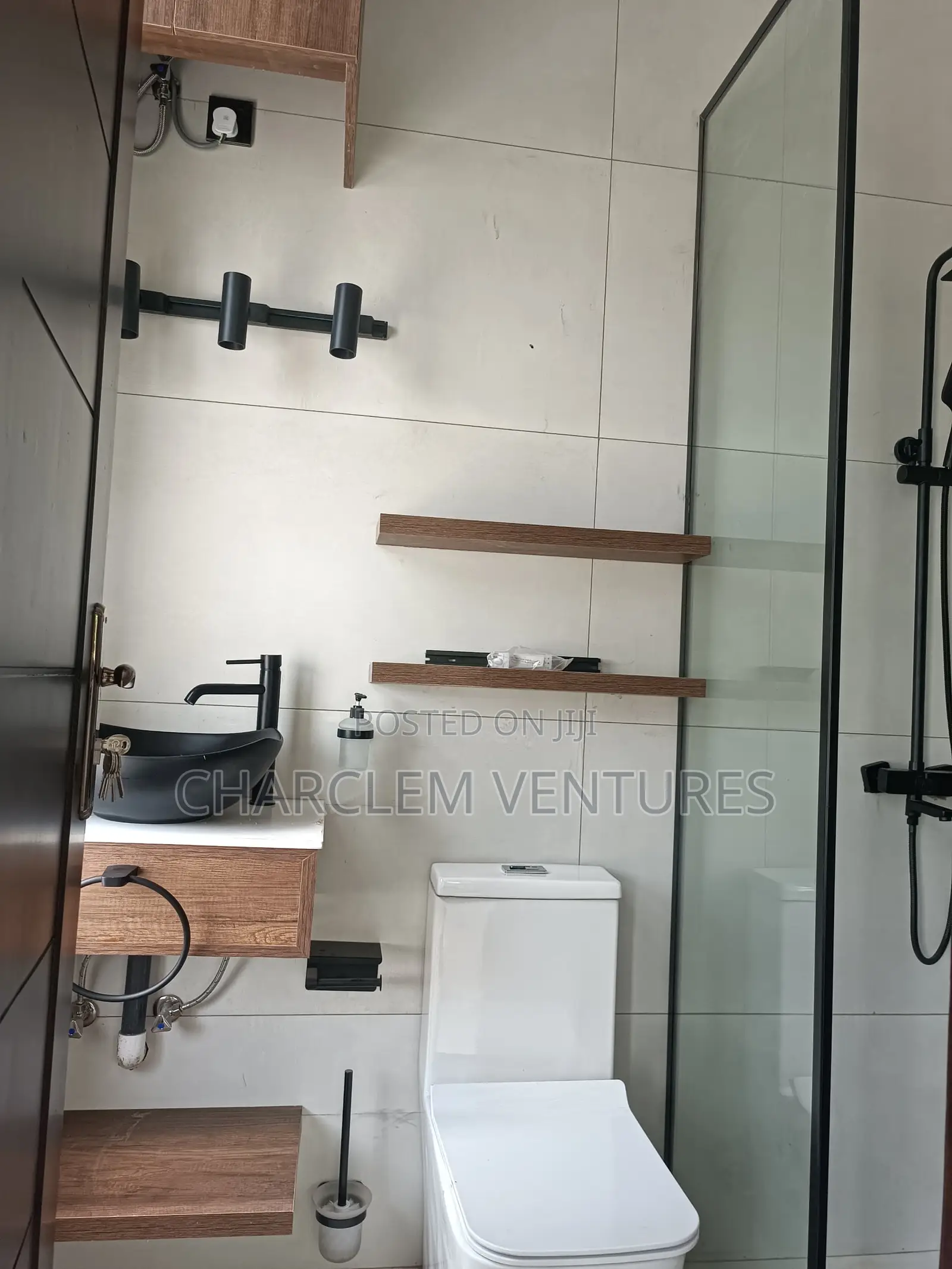 3bdrm House in Charclem Ventures, Dome for sale