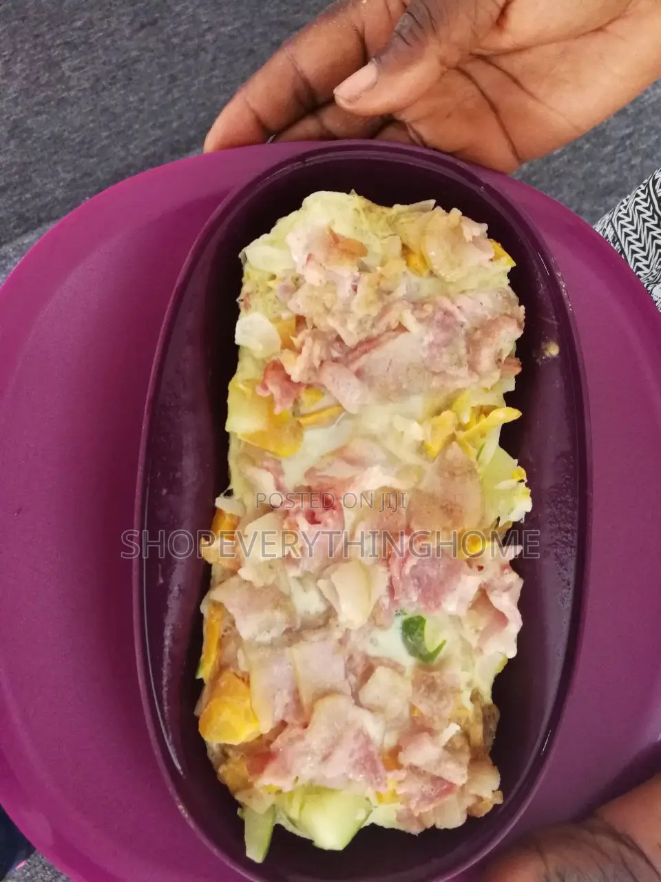 Tupperware Omellete Maker