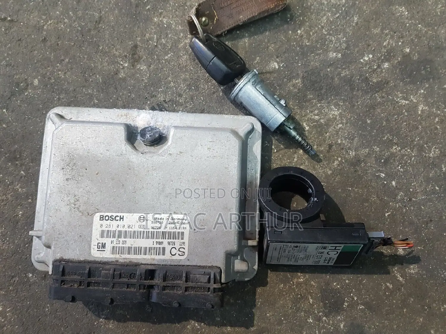Car Key Cutting and Programming Services