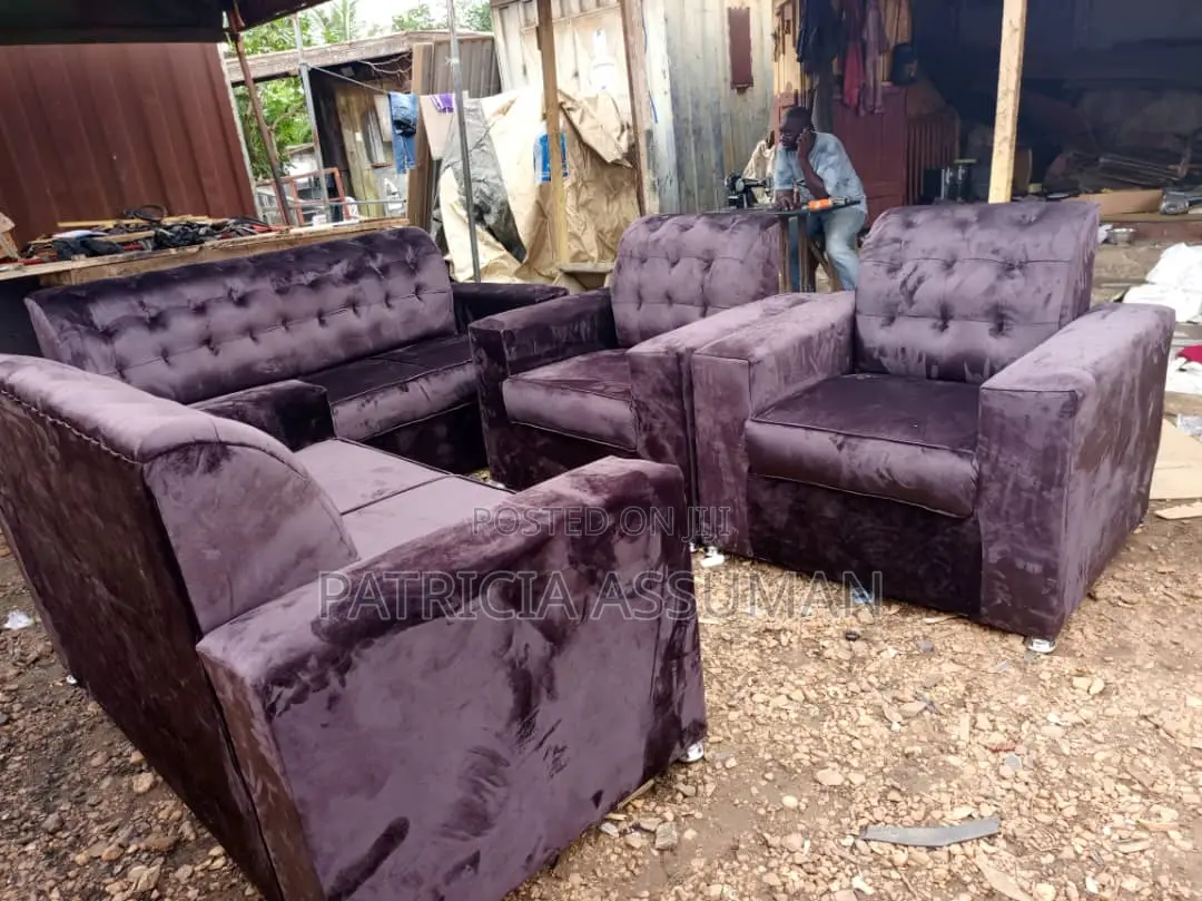 Quality Sofa Set (Free Delivery)