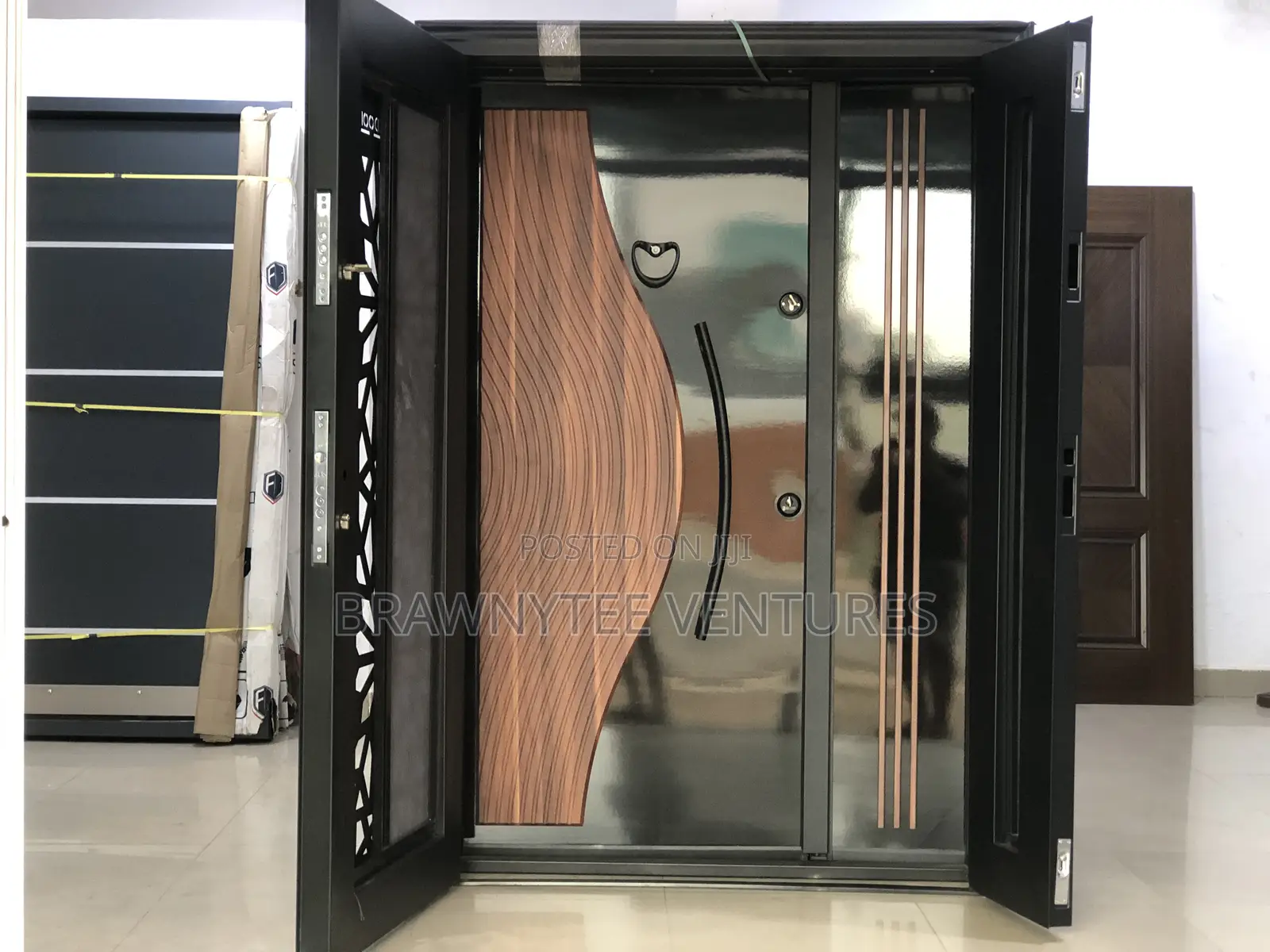 Brawnytee Door In Door Oh