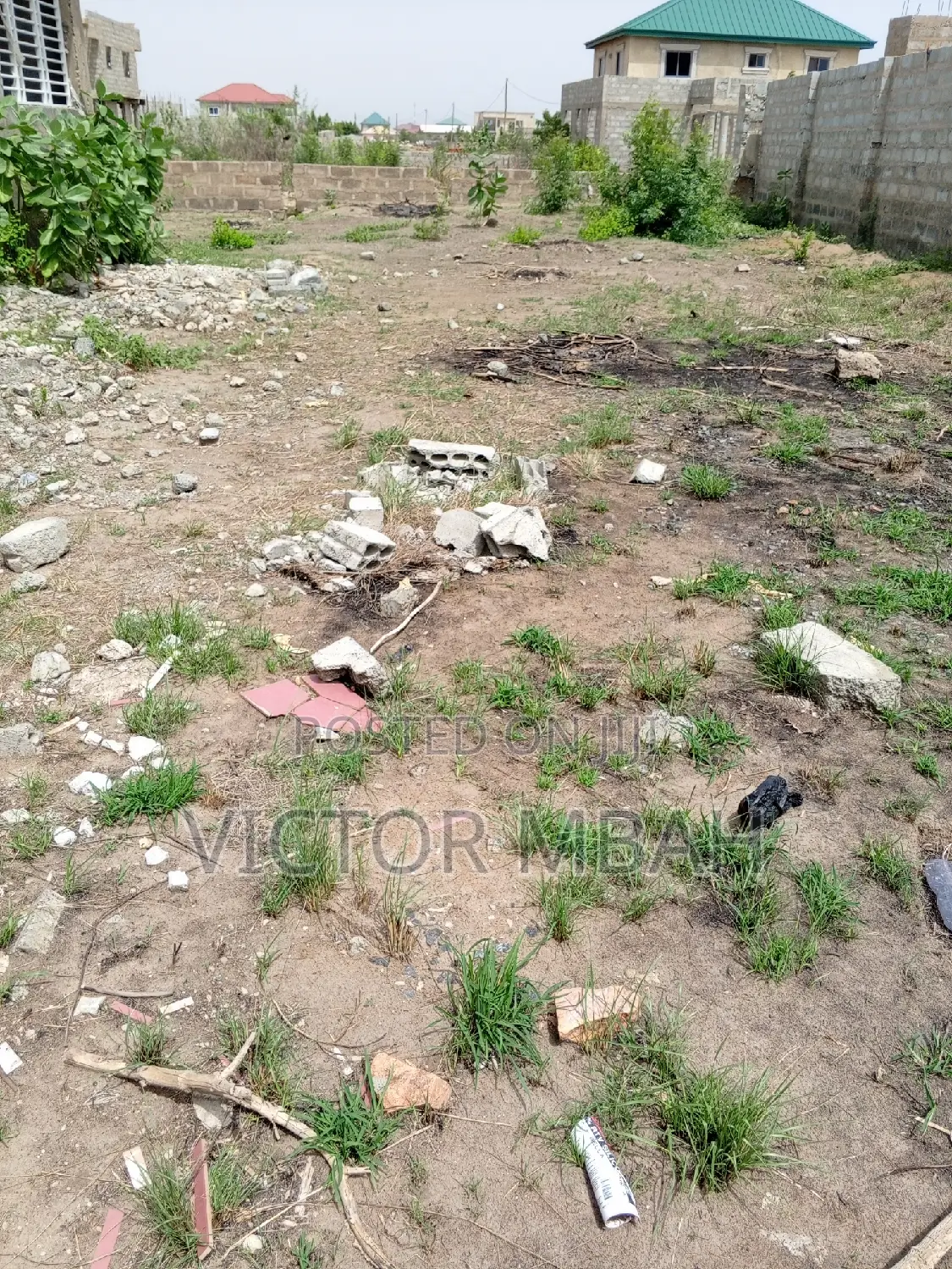 3bdrm Bungalow in Dc Properties, Tema Metropolitan for sale