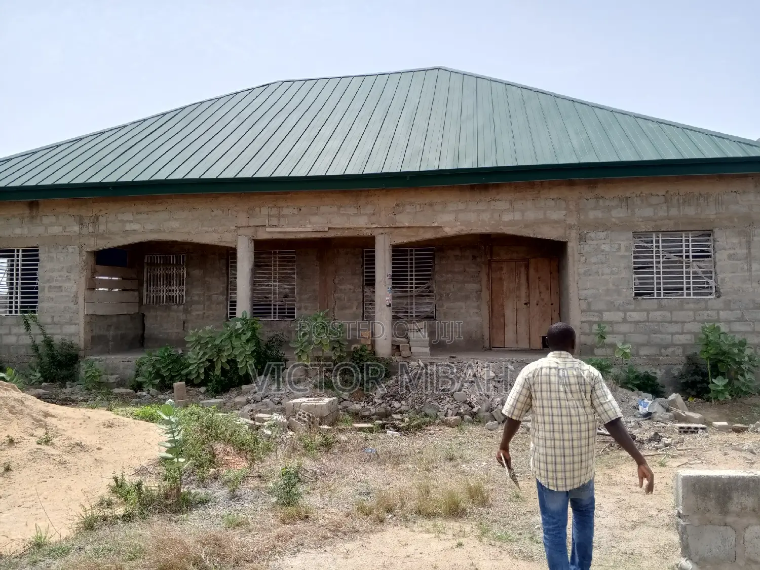 3bdrm Bungalow in Dc Properties, Tema Metropolitan for sale