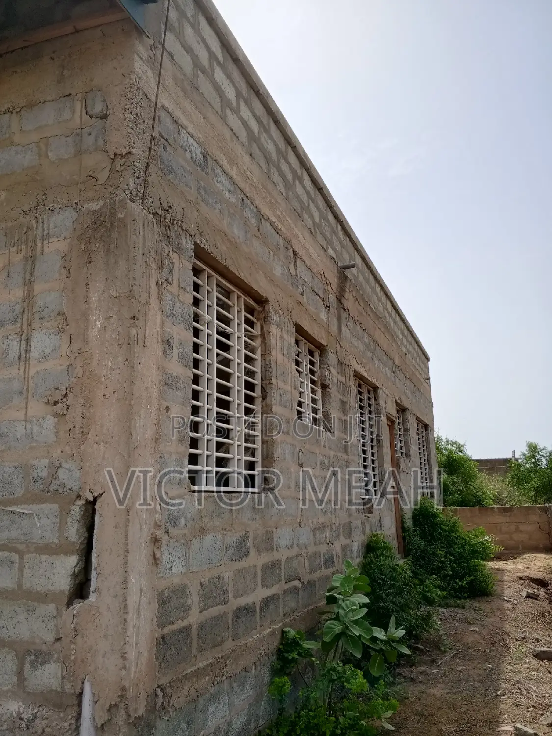 3bdrm Bungalow in Dc Properties, Tema Metropolitan for sale
