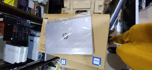 New Laptop HP 250 G7 8GB Intel Core I7 SSD 512GB