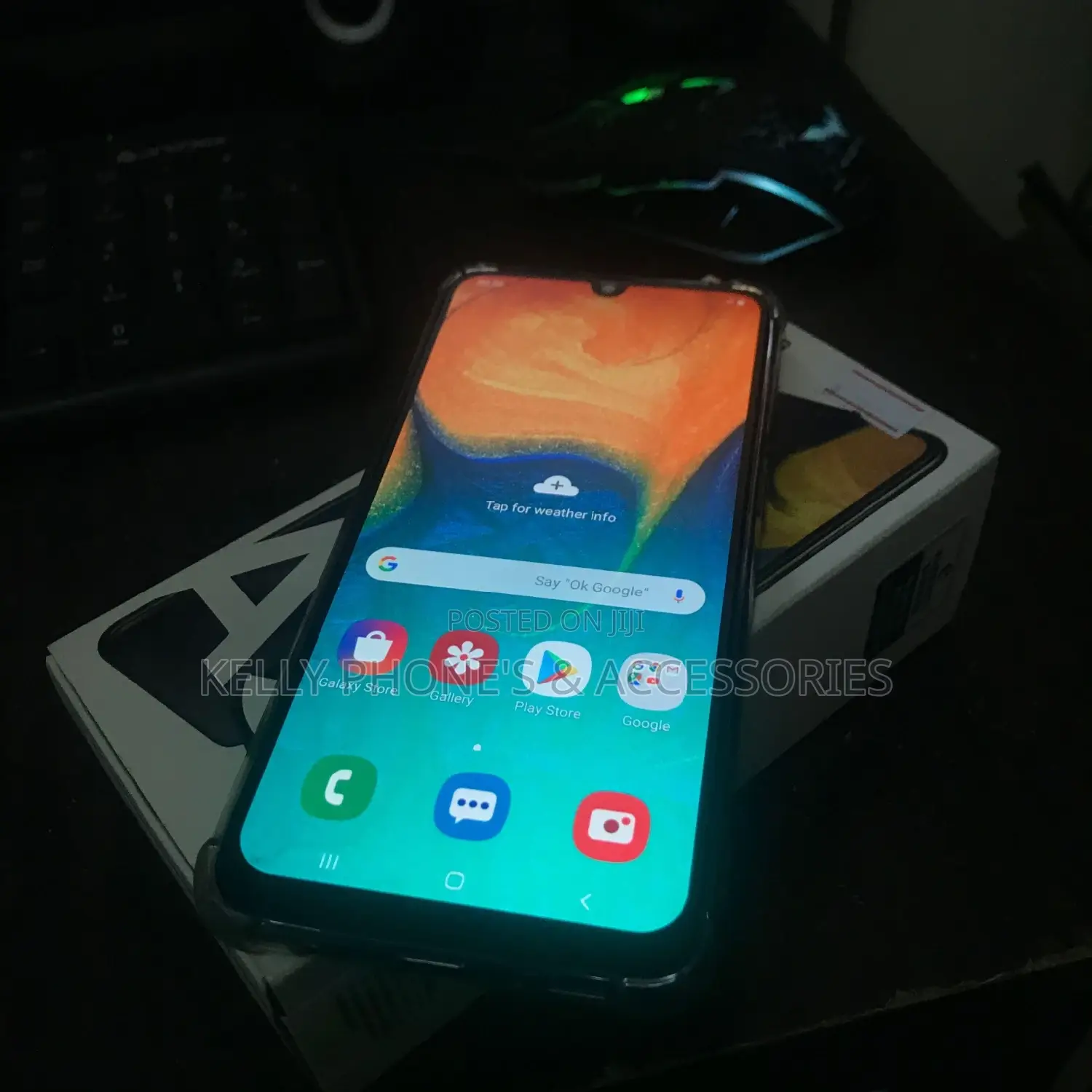 New Samsung Galaxy A30 64 GB Black